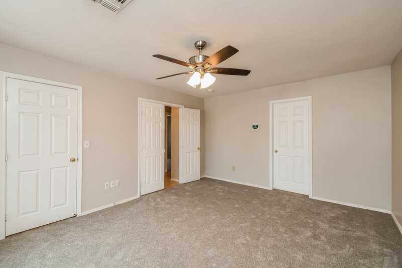 2,390/Mo, 1449 E Laurel Ave Gilbert, AZ 85234 Main Bedroom View 2