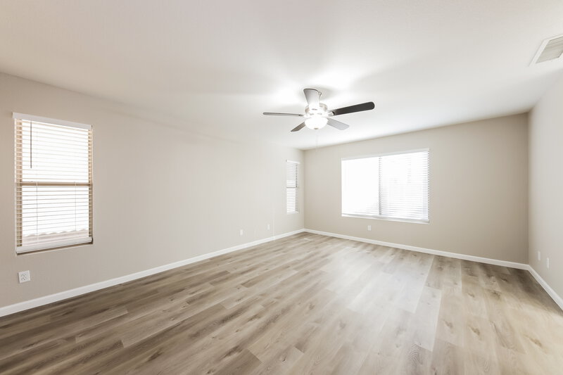 2,155/Mo, 3841 W Villa Linda Dr Glendale, AZ 85310 Main Bedroom View