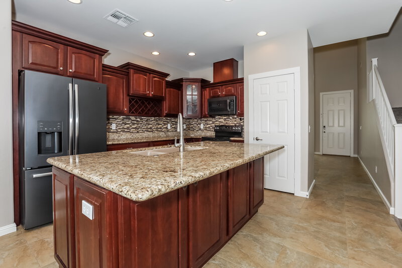 2,835/Mo, 4480 E Sundance Ct Gilbert, AZ 85297 Kitchen View