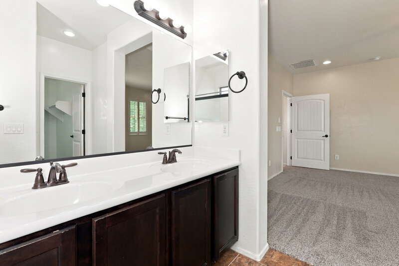 2,685/Mo, 3580 S Ranger Trl Gilbert, AZ 85297 Bathroom View 3