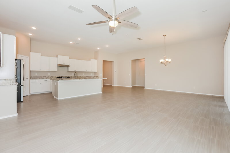 2,885/Mo, 22507 E Munoz St Queen Creek, AZ 85142 Living Room View 2