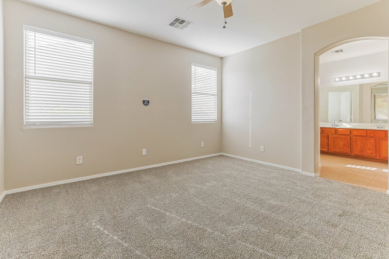 2,210/Mo, 20955 E Desert Hills Blvd Queen Creek, AZ 85142 Main Bedroom View 2
