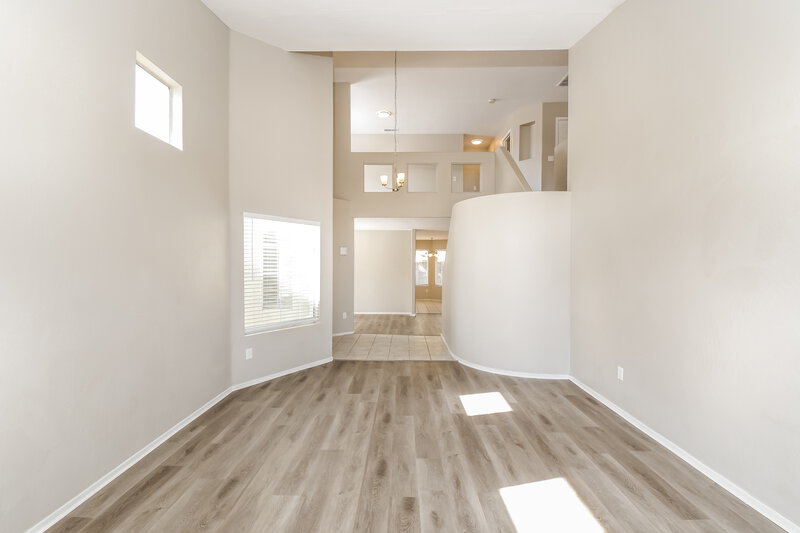 2,755/Mo, 834 E Whitten St Chandler, AZ 85225 Living Room View 2