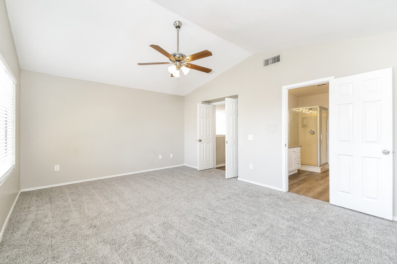 2,755/Mo, 834 E Whitten St Chandler, AZ 85225 Main Bedroom View