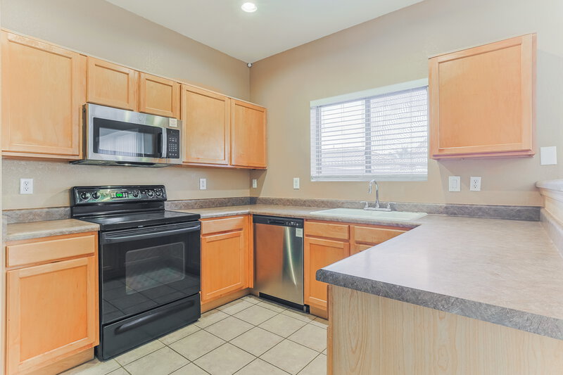 2,160/Mo, 2662 E Waterview Ct Chandler, AZ 85249 Kitchen View
