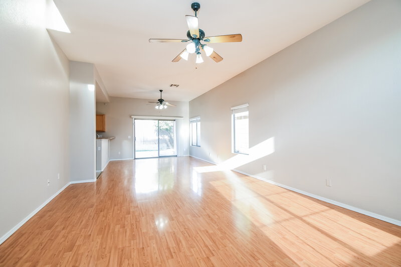 3,195/Mo, 6343 S Nash Way Chandler, AZ 85249 Living Room View