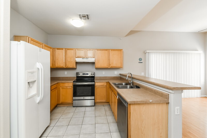 2,020/Mo, 6343 S Nash Way Chandler, AZ 85249 Kitchen View