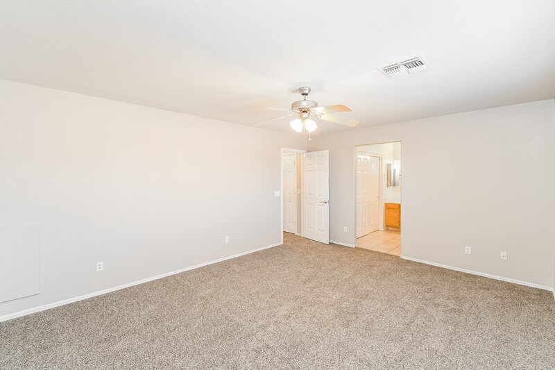 2,020/Mo, 6343 S Nash Way Chandler, AZ 85249 Main Bedroom View