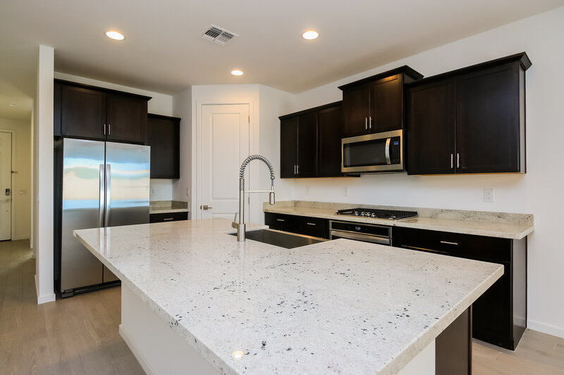 2,380/Mo, 5648 W Walatowa St Laveen, AZ 85339 Kitchen View 2