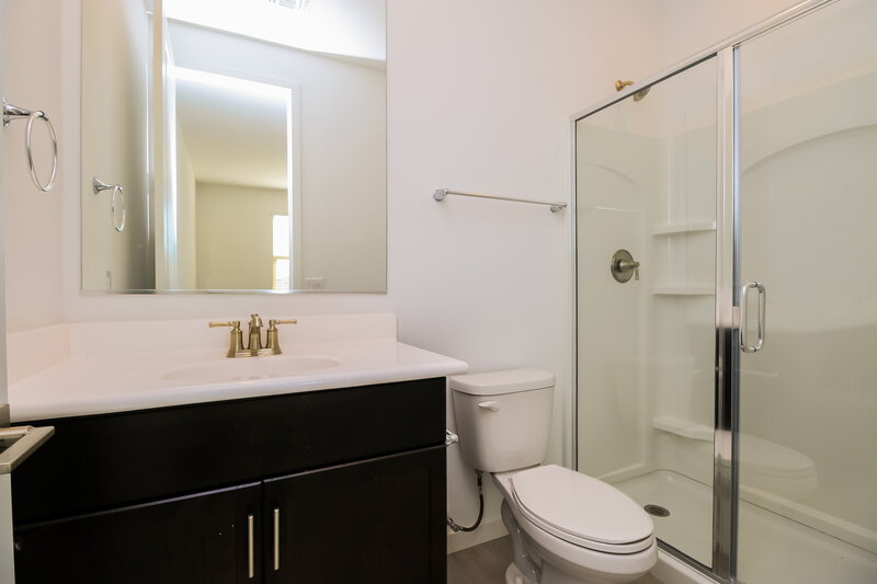 2,380/Mo, 5648 W Walatowa St Laveen, AZ 85339 Main Bathroom View