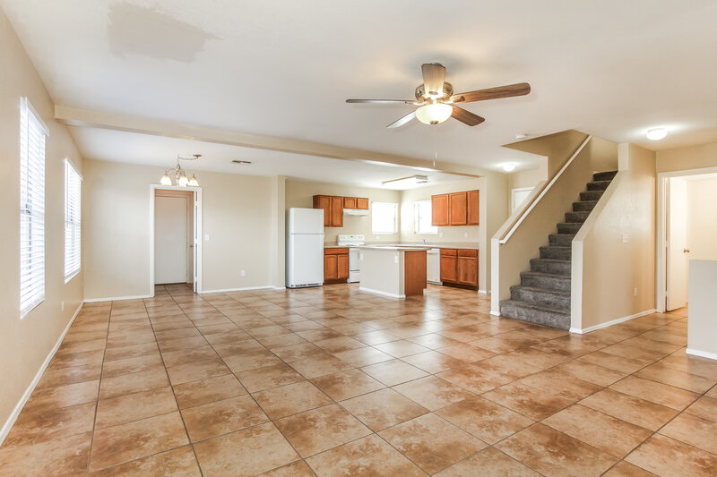 2,635/Mo, 2746 S Southwind Dr Gilbert, AZ 85295 Living Room View 2