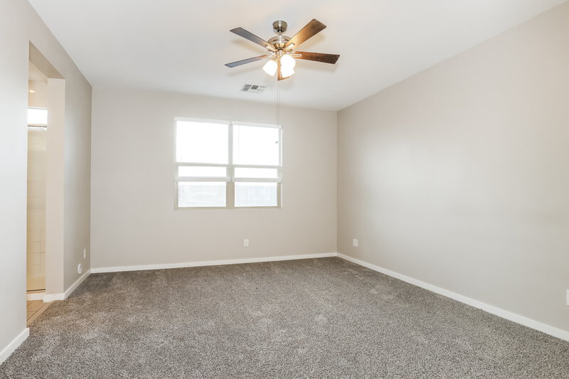 2,535/Mo, 11008 S 56th Ln Laveen, AZ 85339 Main Bedroom View