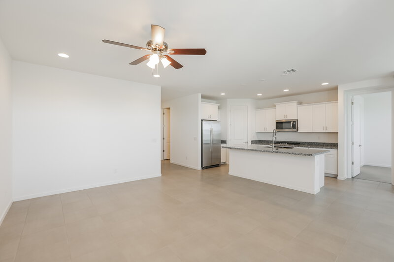 2,355/Mo, 10922 S 56th Ln Laveen, AZ 85339 Living Room View