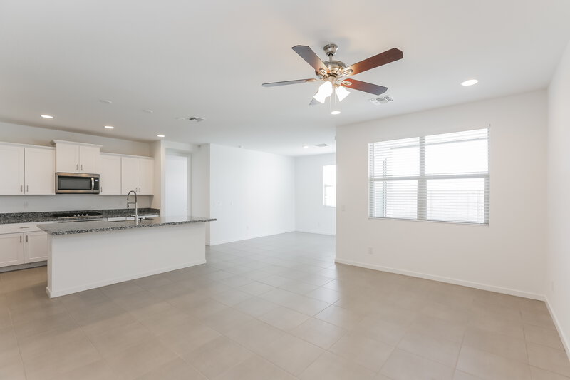 2,355/Mo, 10922 S 56th Ln Laveen, AZ 85339 Living Room View 2