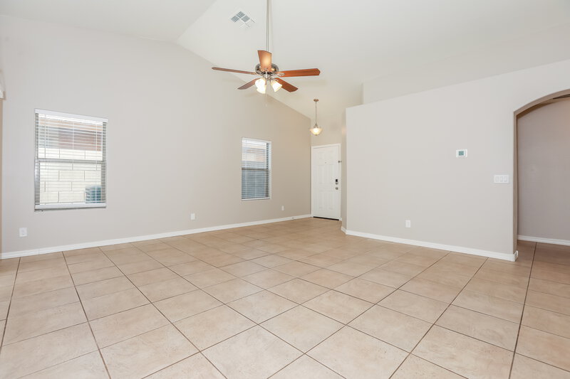 1,865/Mo, 1977 W Vineyard Plains Dr Queen Creek, AZ 85142 Living Room View 3