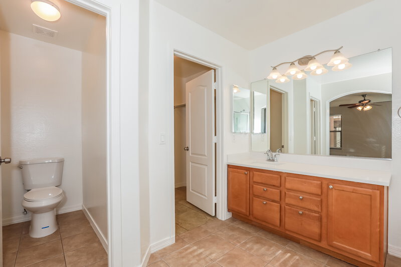 1,865/Mo, 1977 W Vineyard Plains Dr Queen Creek, AZ 85142 Main Bathroom View 2