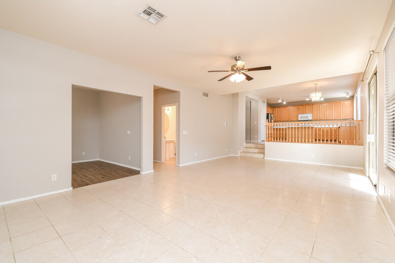 2,780/Mo, 9435 E Lompoc Ave Mesa, AZ 85209 Family Room View 2