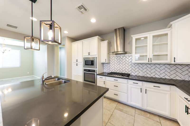 3,135/Mo, 10642 W Anna Ave Peoria, AZ 85383 Kitchen View