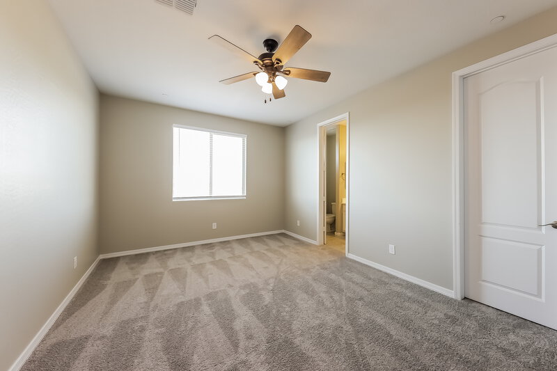 3,475/Mo, 10642 W Anna Ave Peoria, AZ 85383 Main Bedroom View 2