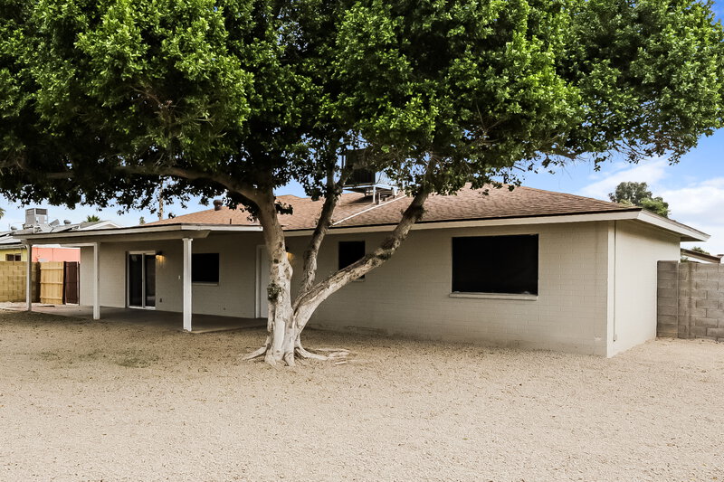 2,030/Mo, 11002 N 42nd Ave Phoenix, AZ 85029 Rear View