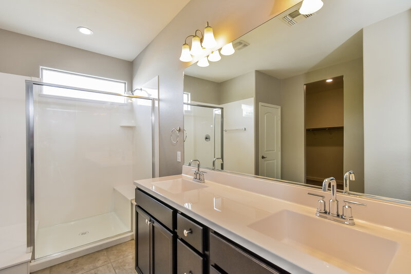 3,310/Mo, 30832 W Pinchot Ct Buckeye, AZ 85396 Bathroom View