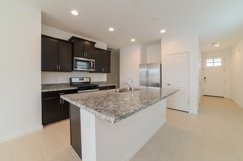 1,980/Mo, 10735 W Chipman Rd Tolleson, AZ 85353 Kitchen View