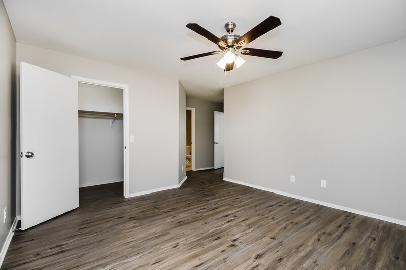 2,215/Mo, 8748 E Crescent Ave Mesa, AZ 85208 Main Bedroom View 2