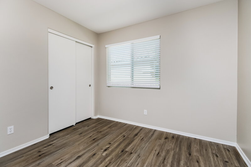 2,215/Mo, 8748 E Crescent Ave Mesa, AZ 85208 Bedroom View 2