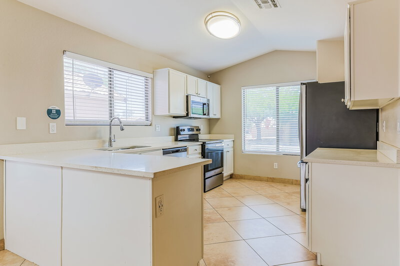 2,085/Mo, 10352 E Calypso Ave Mesa, AZ 85208 Kitchen View