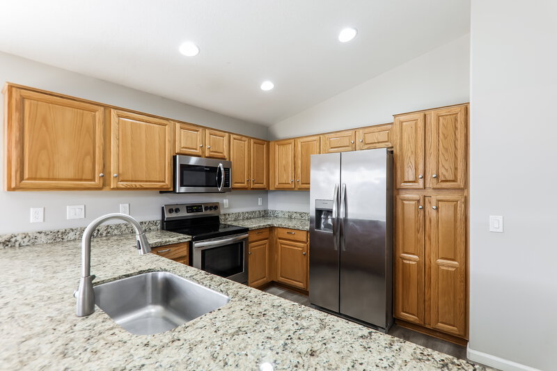 1,975/Mo, 22039 N 107th Dr Sun City, AZ 85373 Kitchen View