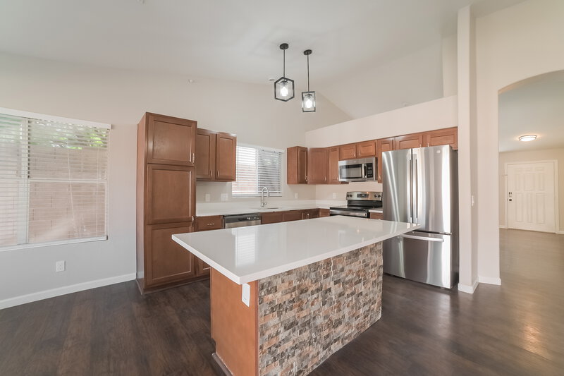 2,500/Mo, 4330 W Camino Vivaz Glendale, AZ 85310 Kitchen View