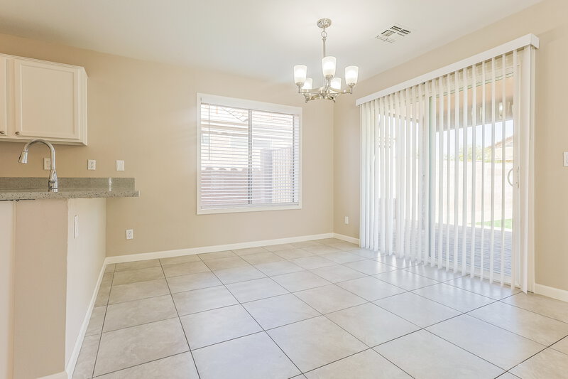 2,270/Mo, 10914 E Wier Ave Mesa, AZ 85208 Dining Room View