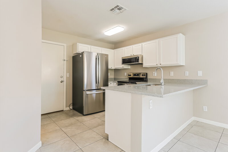 2,270/Mo, 10914 E Wier Ave Mesa, AZ 85208 Kitchen View