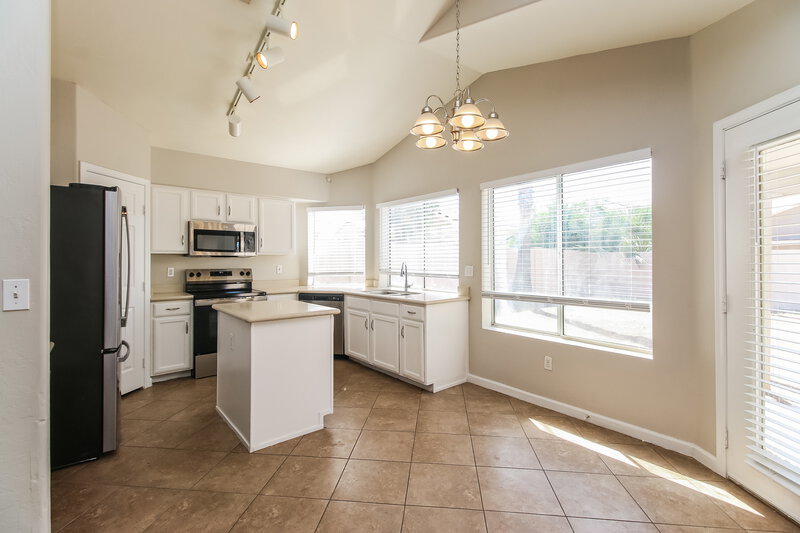 2,315/Mo, 7521 E Laguna Azul Ave Mesa, AZ 85209 Dining Room View