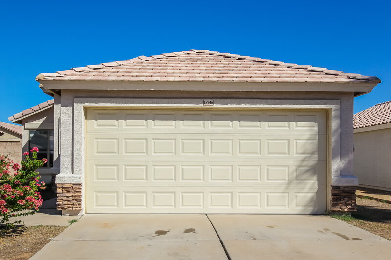 1,660/Mo, 15746 W Young St Surprise, AZ 85374 External View