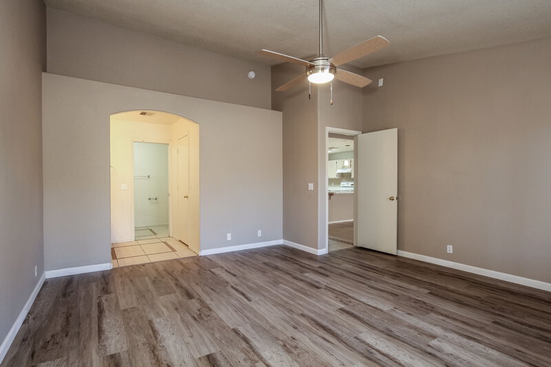 2,390/Mo, 8720 W Tuckey Ln Glendale, AZ 85305 Main Bedroom View 2
