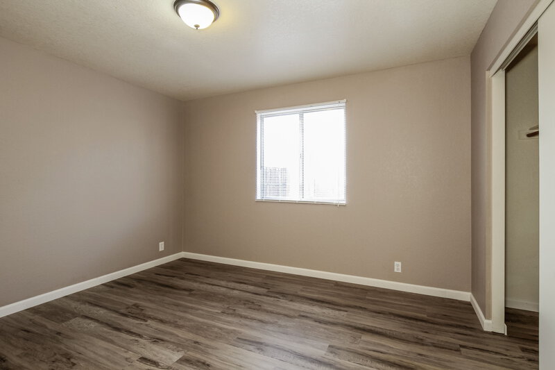 2,390/Mo, 8720 W Tuckey Ln Glendale, AZ 85305 Bedroom View