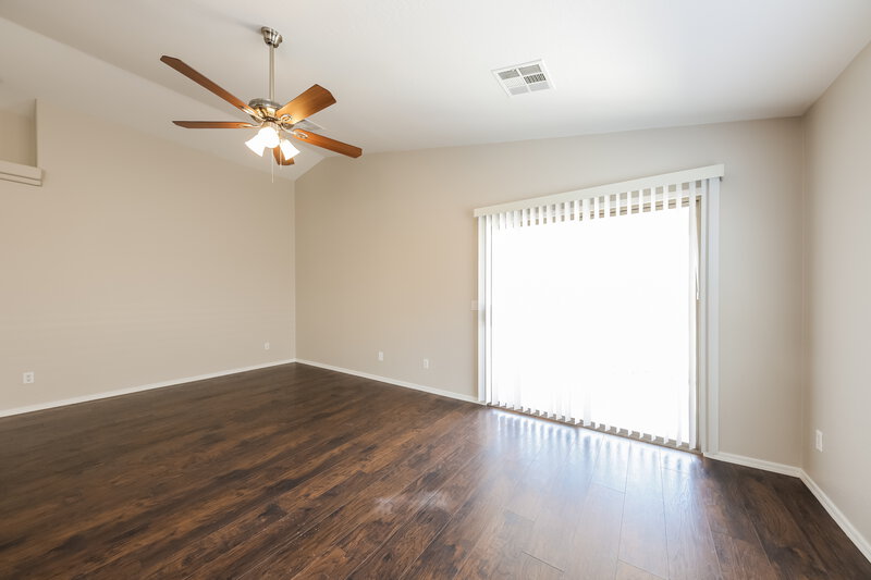 2,115/Mo, 10626 W Papago St Tolleson, AZ 85353 Living Room View