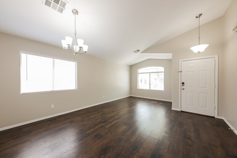 2,115/Mo, 10626 W Papago St Tolleson, AZ 85353 Dining Room View 2