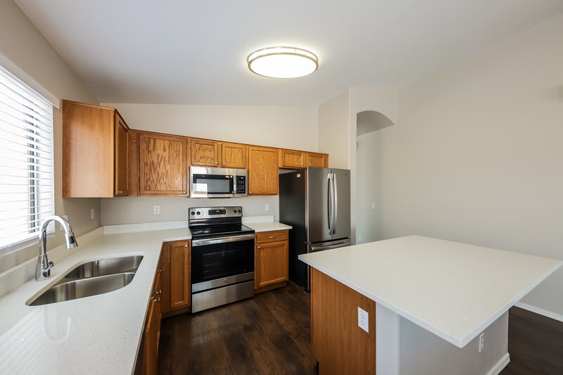 2,115/Mo, 10626 W Papago St Tolleson, AZ 85353 Kitchen View