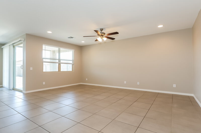 2,365/Mo, 5627 W Walatowa St Laveen, AZ 85339 Living Room View