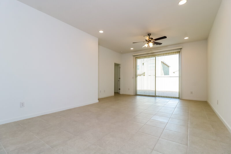 2,140/Mo, 10738 W Mobile Ln Tolleson, AZ 85353 Living Room View