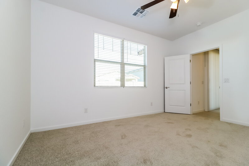 2,140/Mo, 10738 W Mobile Ln Tolleson, AZ 85353 Main Bedroom View 2