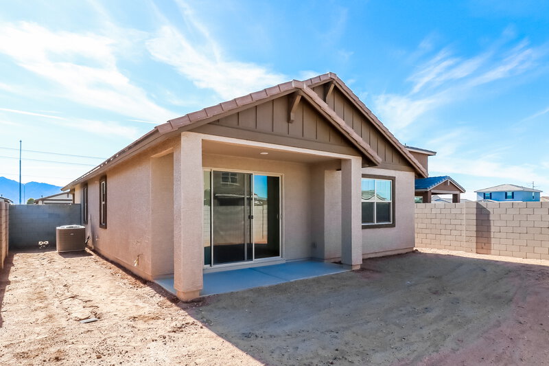 2,140/Mo, 10738 W Mobile Ln Tolleson, AZ 85353 Rear View