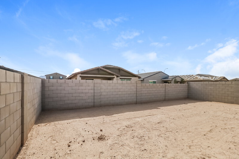 1,905/Mo, 10739 W Chipman Rd Tolleson, AZ 85353 Backyard View