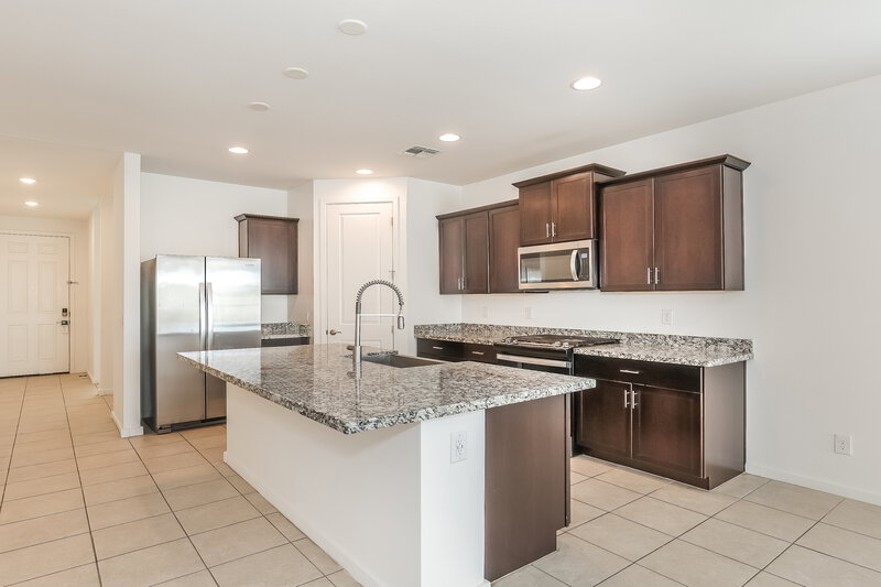 2,310/Mo, 11014 W Luxton Ln Tolleson, AZ 85353 Kitchen View