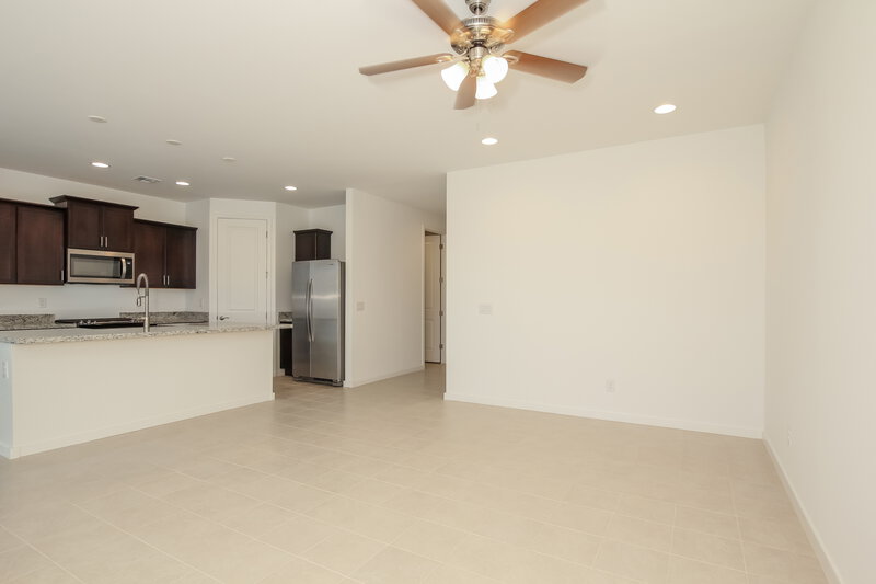 2,690/Mo, 11022 W Marguerite Ave Tolleson, AZ 85353 Misc View 2