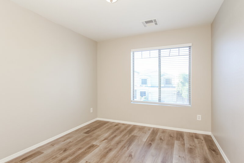 2,340/Mo, 5657 S 236th Ave Buckeye, AZ 85326 Bedroom View 3