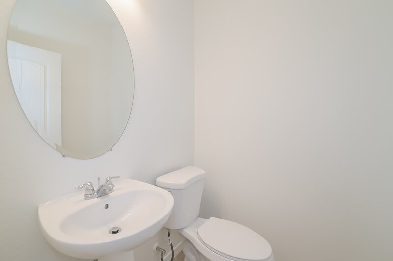 3,645/Mo, 4285 N 180th Ln Goodyear, AZ 85395 Bathroom View 3