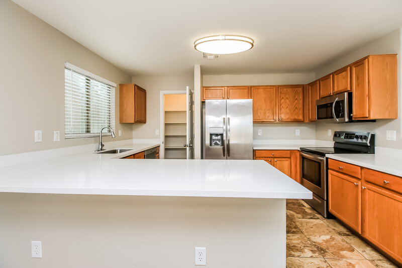 2,015/Mo, 23541 N Desert Dr Florence, AZ 85132 Kitchen View